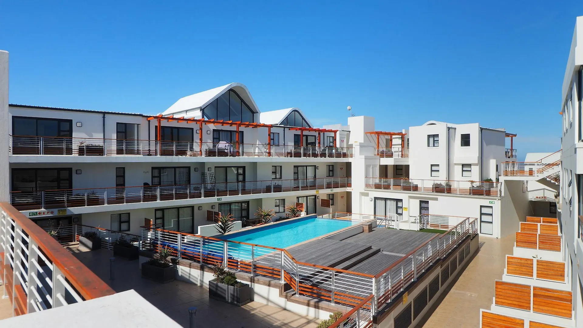 Azure 31 Apartment Bloubergstrand